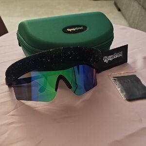 Tipsy Elves Multicolor Ski Goggles with Green Case